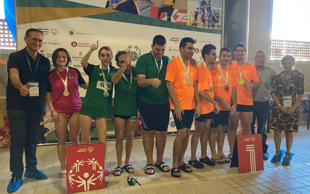 La FCN donant suport als Specials Olympics